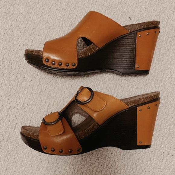 Dansko Leather Wedges - Picture 4 of 4